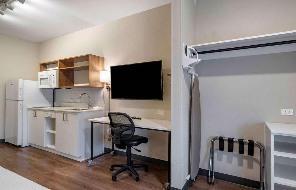 Extended Stay America Premier Suites - Port Charlotte - I-75 Стая снимка